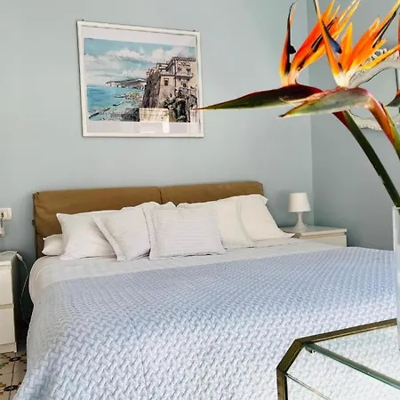 & Pool 2