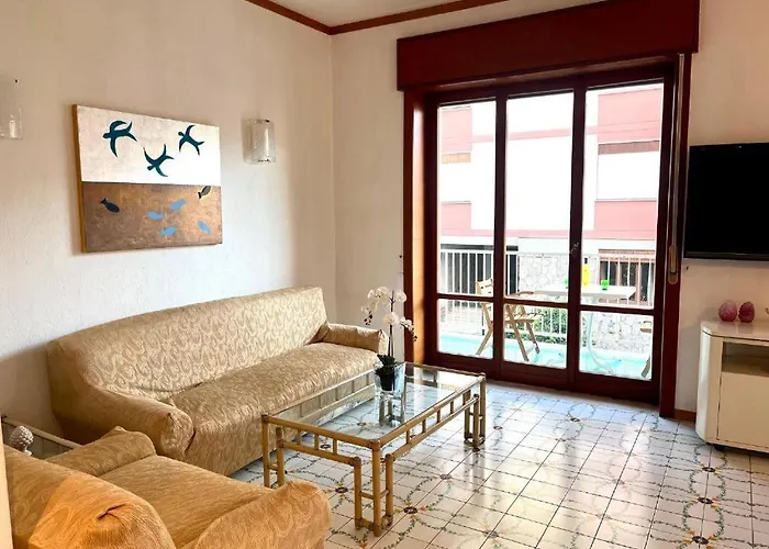 & Pool 2 * سورينتو